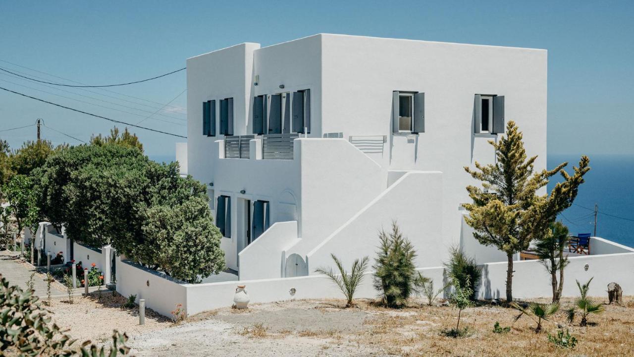 אימרוביגלי White Utopia Apartments And Maisonettes מראה חיצוני תמונה