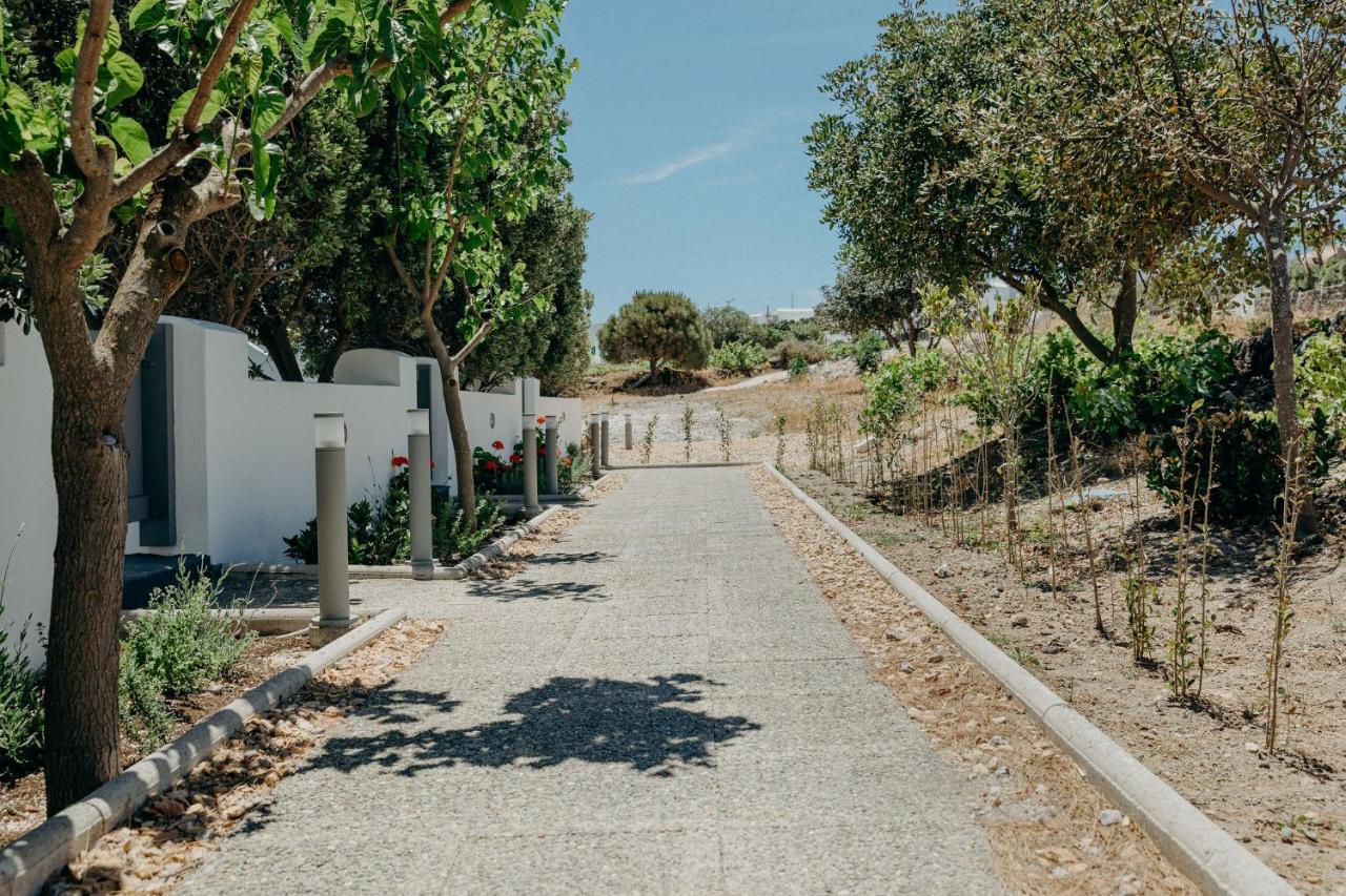 אימרוביגלי White Utopia Apartments And Maisonettes מראה חיצוני תמונה